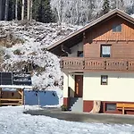 Laerchforst Holiday home *