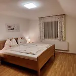 Laerchforst * Aich (Styria)