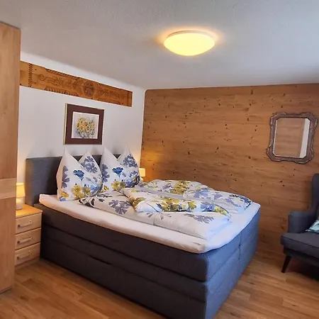 Laerchforst Tatil Evi *