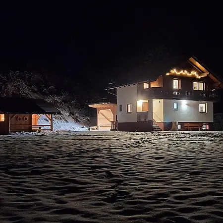 Tatil Evi Laerchforst Aich (Styria)