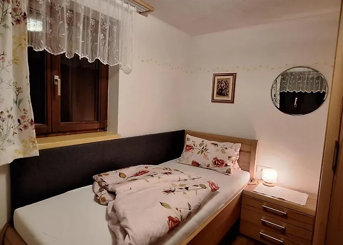 Laerchforst بيت للعطل